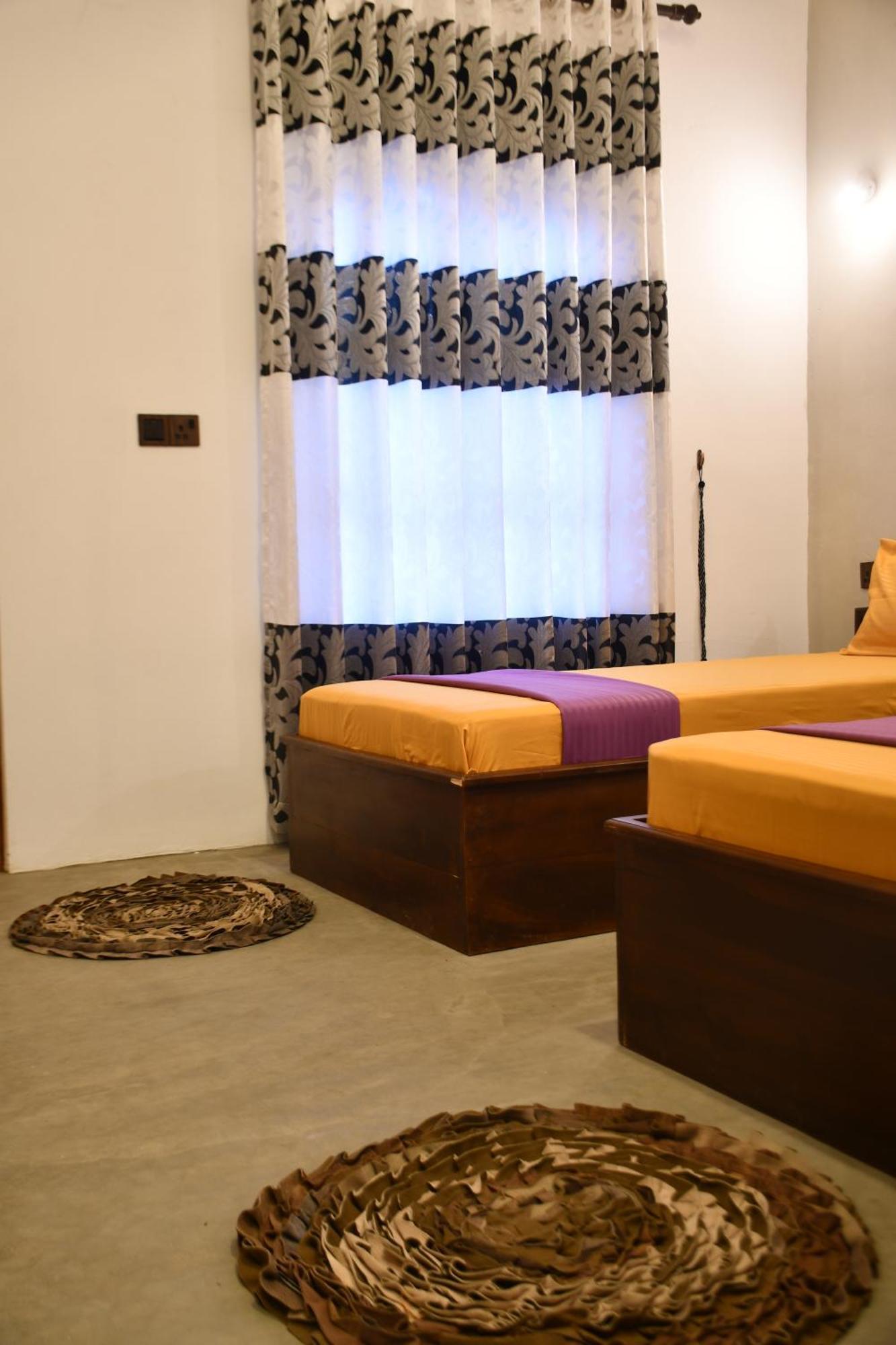 Hotel Pearl Of The Bay à Baie d'Arugam Extérieur photo